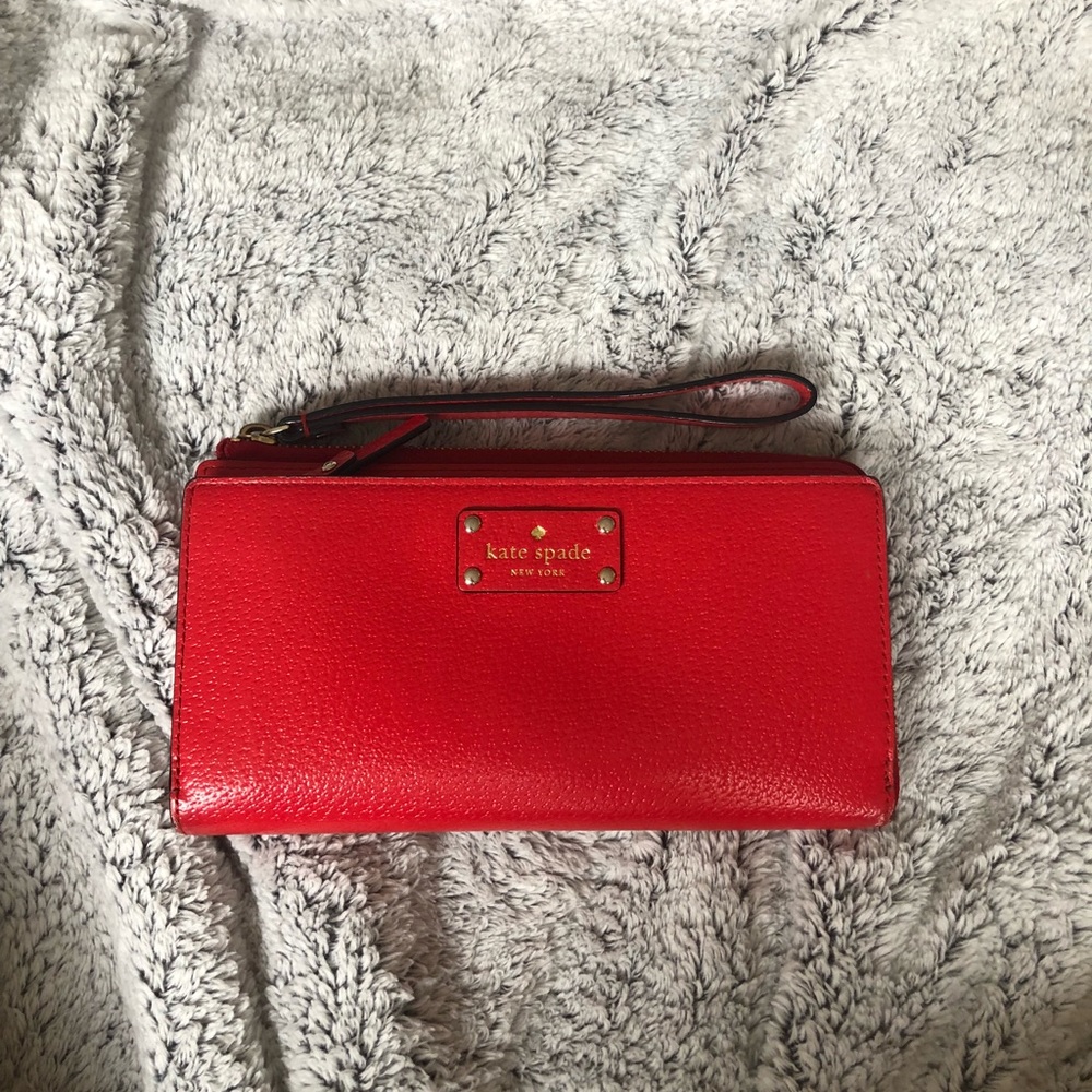 Kate Spade wallet - Picture 1 of 4